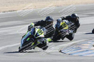 media/Nov-01-2025-CVMA (Sat) [[fc0f7531b8]]/Race 9-Amateur Supersport Middleweight/